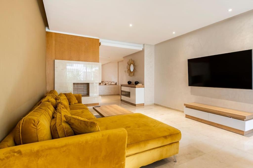 Luxury Prestigia Close to Champs de Course Parc Fez Exterior foto